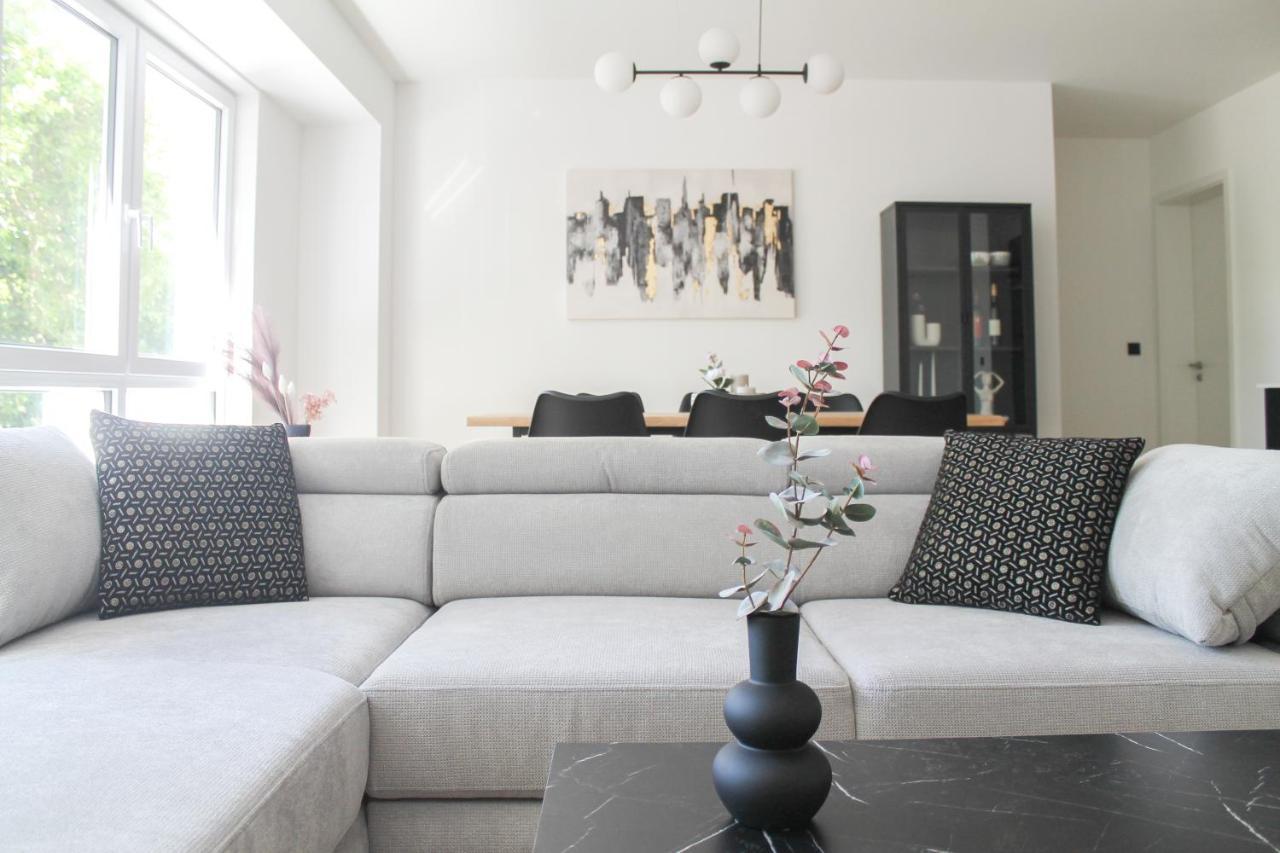 Modern Apartment - Fuer Freunde & Familien, Stadtnah, Parkplatz, E-Ladestation, Gitterbox Fuer Fahrraeder, Fitnessstudio, Digitale Gaestemappe Mit Restaurant- Und Unternehmenstipps Кобленц Екстериор снимка