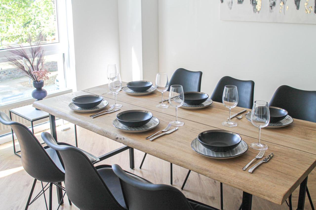 Modern Apartment - Fuer Freunde & Familien, Stadtnah, Parkplatz, E-Ladestation, Gitterbox Fuer Fahrraeder, Fitnessstudio, Digitale Gaestemappe Mit Restaurant- Und Unternehmenstipps Кобленц Екстериор снимка